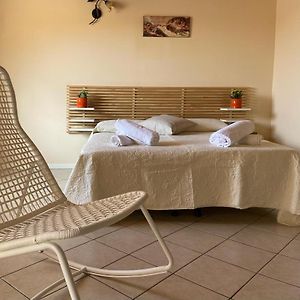 Melissa Suites